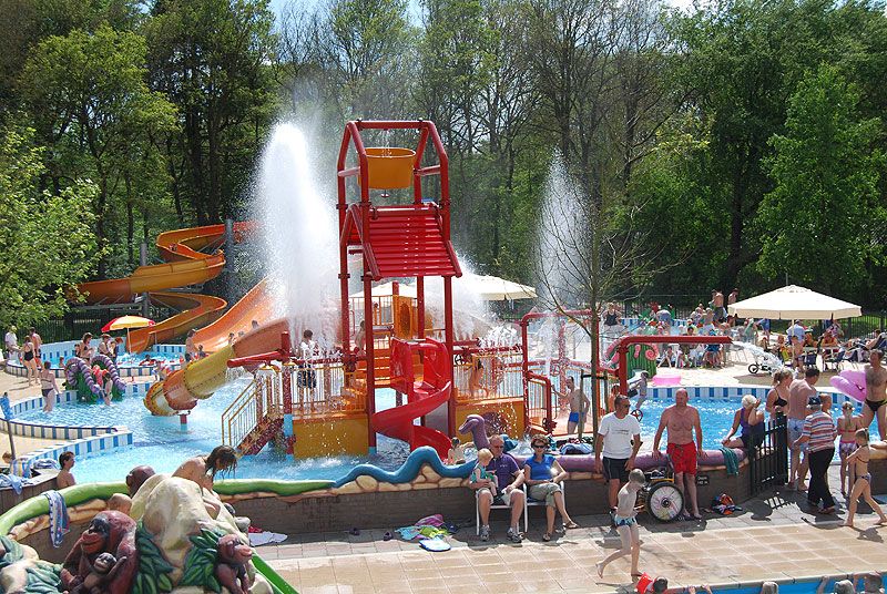Vakantiecentrum ’t Hout heeft een schitterend zwemparadijs.