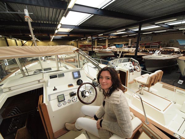 Grietje Zijlstra van Haven Resort Heeg is de vrouw achter Bootboulevard Heeg.