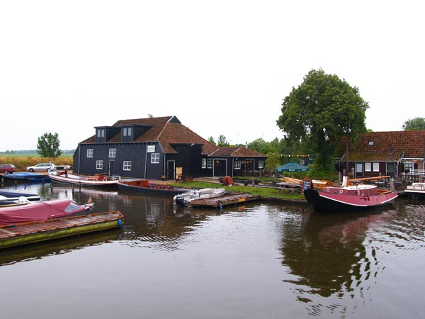 Nieuw gebruik van oud gebouw: De oude scheepswerf van Warten is nu een restaurant.
