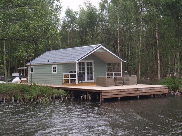Outdoor living als in Scandinavië: Weerribben Lodges op De Kluft in Ossenzijl.