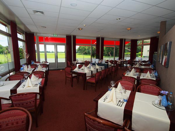Holland Inn beschikt over een zeer gevarieerde vergader- en partyaccommodatie.