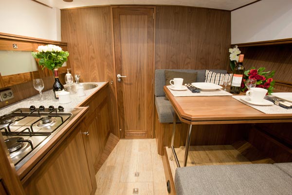 Populair, ook in de verhuur, de Aquanaut Drifter 1000 CS AK.