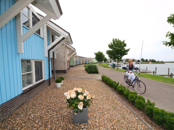 Het Makkumer villapark is een dorp op zich.