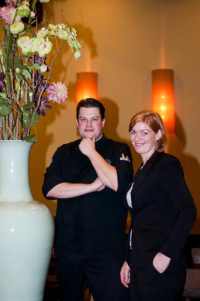 Restaurantmanager Sietske van der Bij en chef-kok Robert Buurma van FOSK.