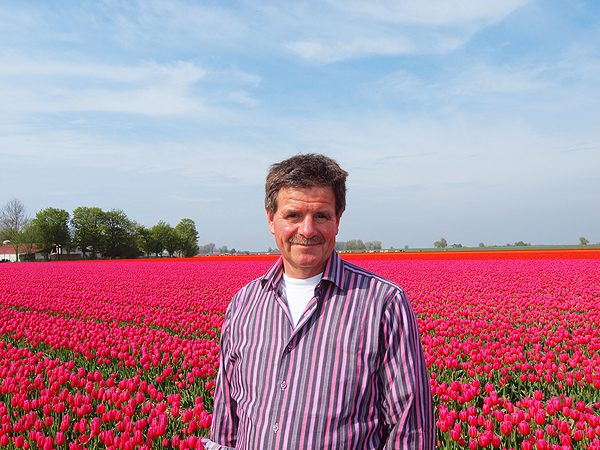 Albert Hendriks van het bureau voor toerisme Friesland Holland: “De vakantieregio Wolvega is een smakelijke mix van Friese moerassen en riviertjes, Drentse bossen, Giethoornachtige grachten en betrekkelijk nieuw land, de inmiddels 70-jarige Noordoostpolder met zijn tulpenroute en de Orchideeënhoeve met Europa’s grooste vlinderparadijs.”