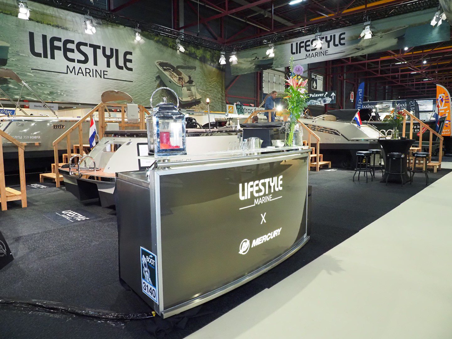 Stand met sloepen van lifestyle